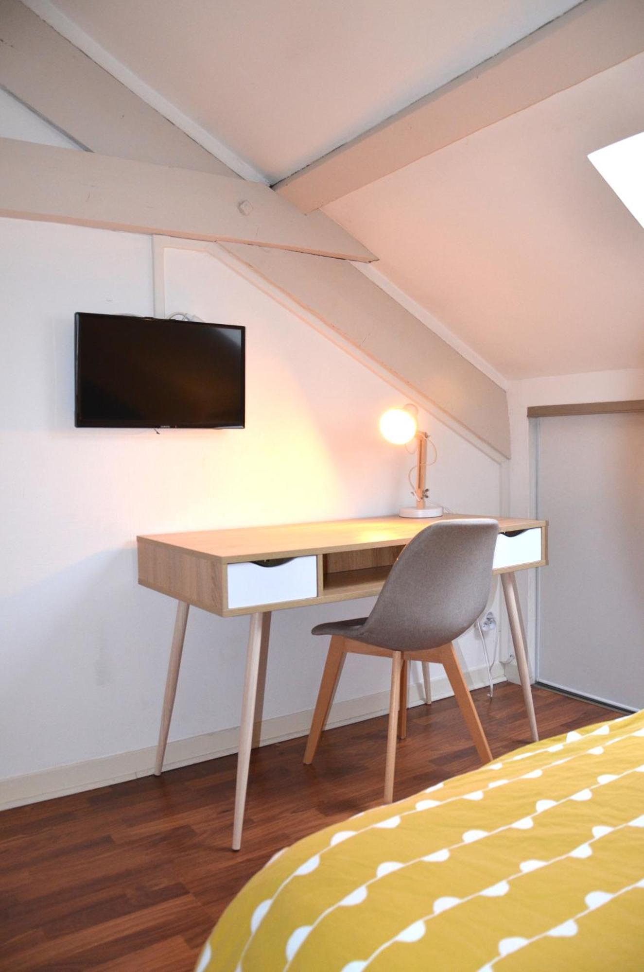 Le Cocon Troyen - 6-8P - 2 Parking Gratuits Apartment Troyes Exterior photo