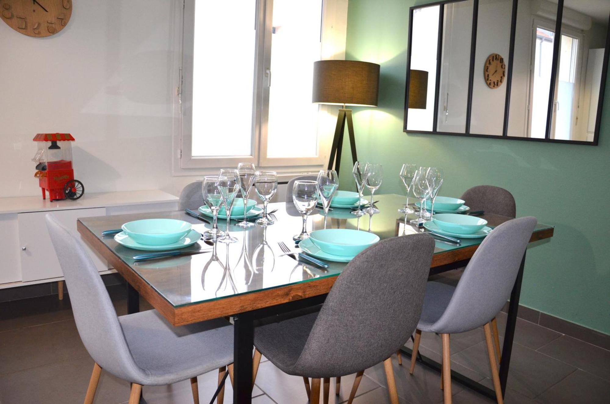 Le Cocon Troyen - 6-8P - 2 Parking Gratuits Apartment Troyes Exterior photo